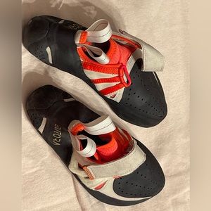 Butora comp rock climbing shoes size 7.5